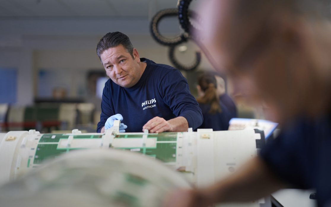 Fat-Fred-Factory-Philips